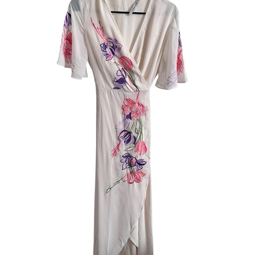 Hope & Ivy Elegant Cream Floral Embroidered Dress Size 8